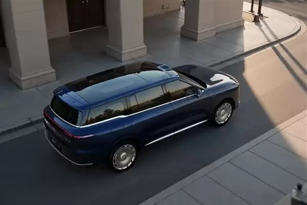 今晚预售!上汽智己旗舰LS9内饰官图发布:依旧新势力三件套