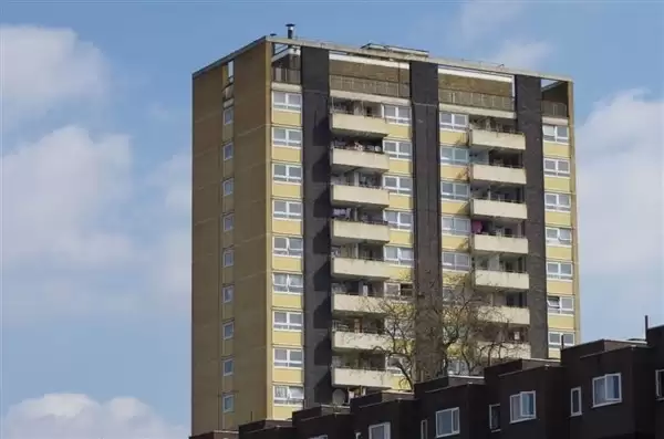 美国首次购房年龄创新高，市场代际分化加剧