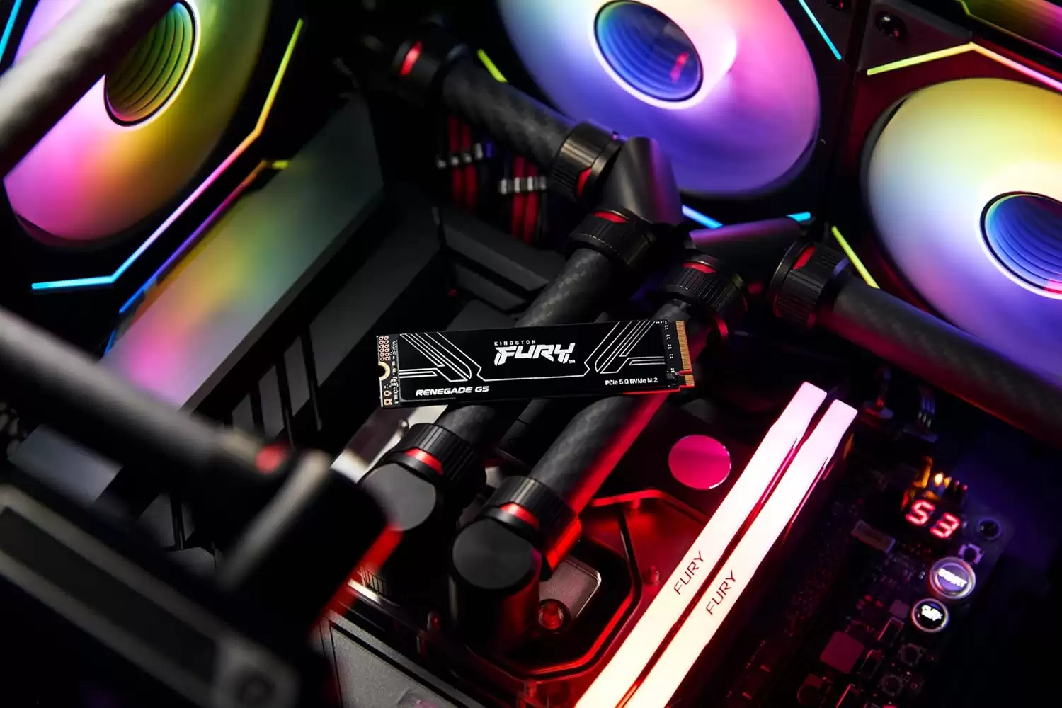 金士顿推出 8TB 版本 FURY Renegade G5 固态硬盘:双面存储,速度达 14.8GB/s