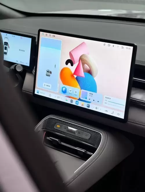 新能源时代家轿王：10万级混动家轿买什么？荣威M7 DMH有答案