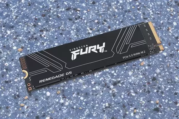 金士顿FURY叛逆者G5 PCIe 5.0 SSD新增8TB:极速14.8GB/s、至少7000元