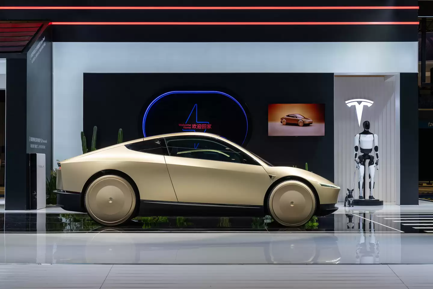 特斯拉 Cybercab 无人驾驶电动车亚太首秀，人形机器人一同亮相进博会