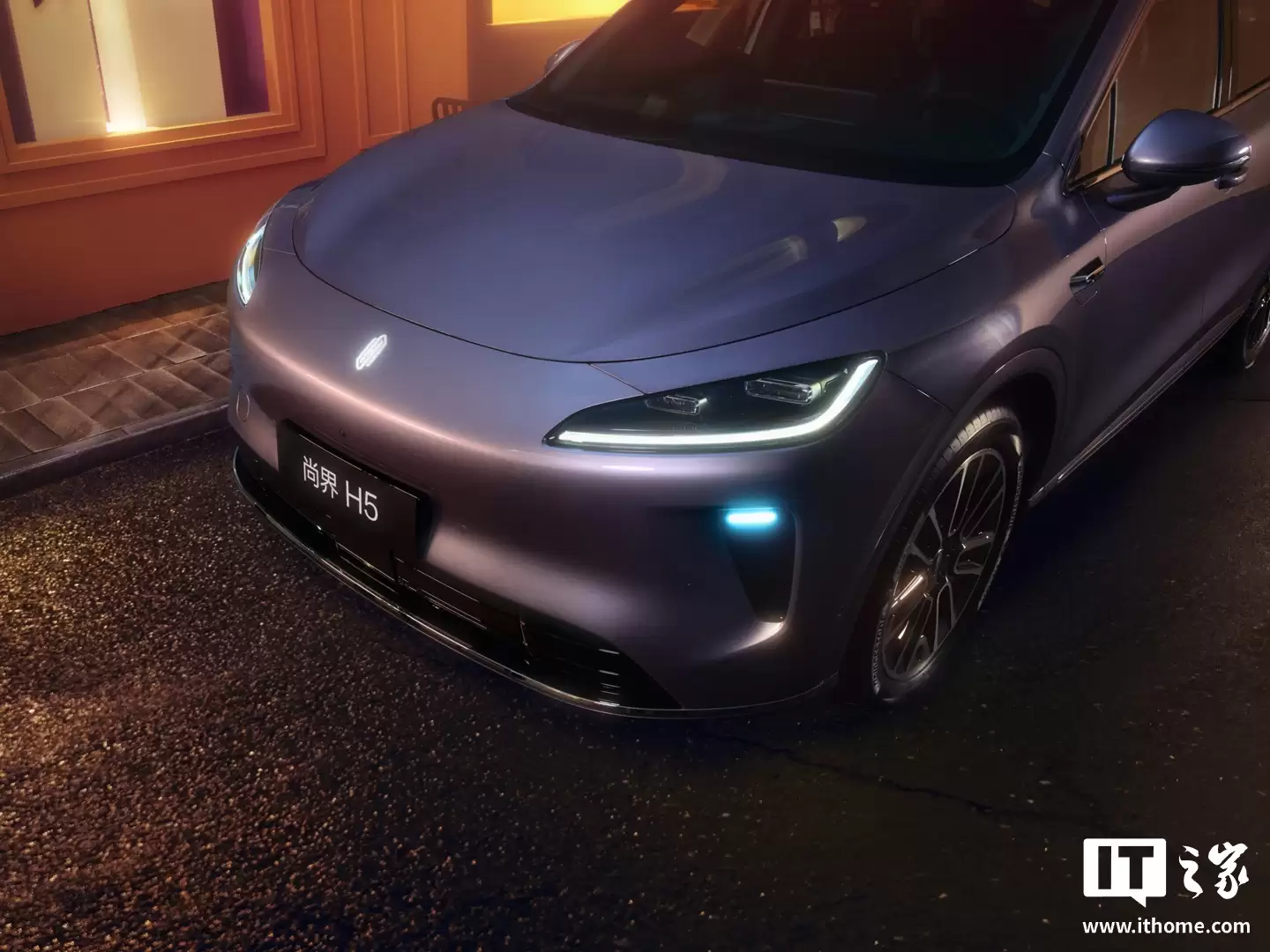 鸿蒙智行尚界 H5 上市 43 天交付破万：15.98 万元起，下定最高可享 9000 元跨年购置税全额兜底