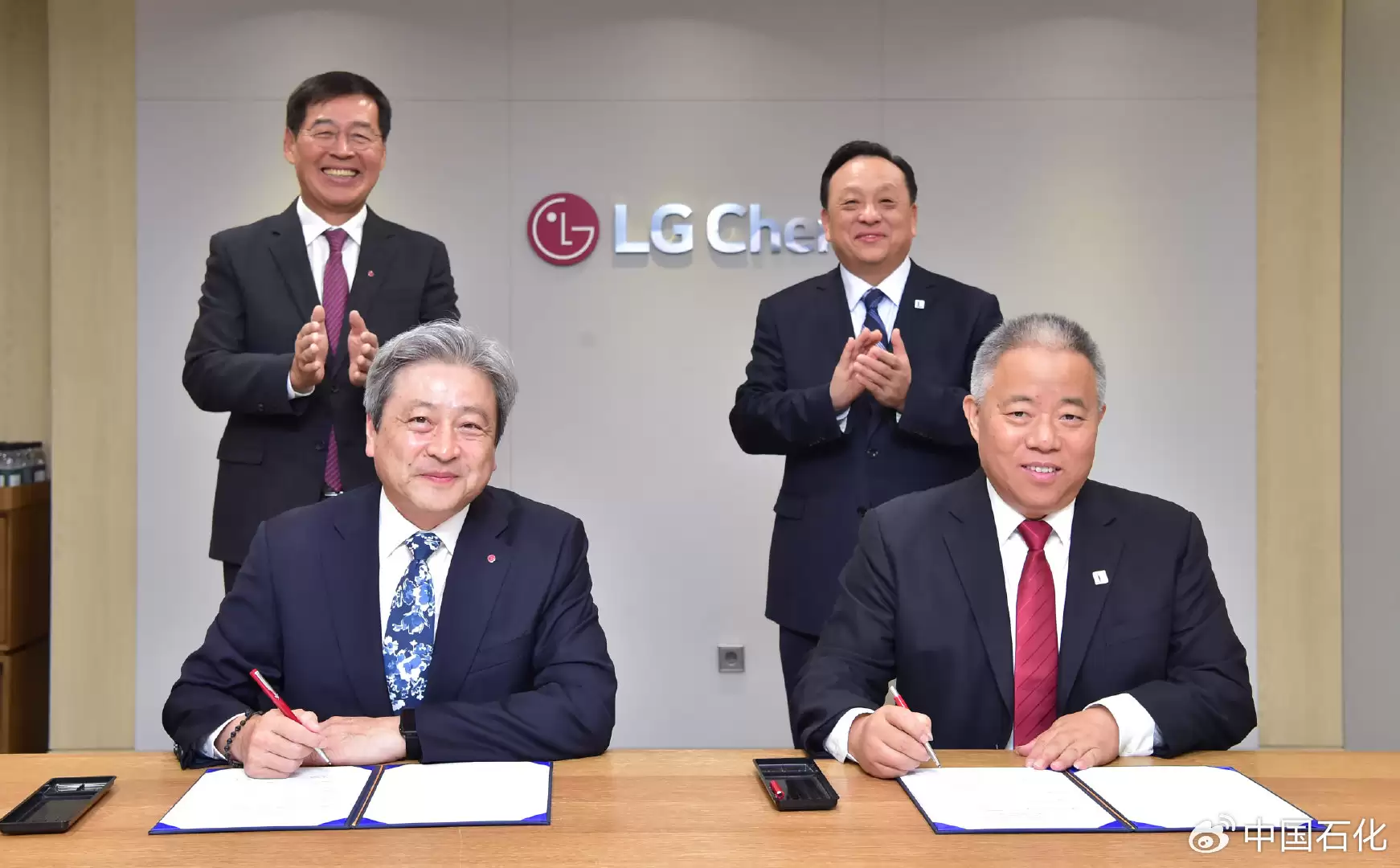 中国石化和 LG 化学宣布联合开发钠离子电池材料，加快商业化进程