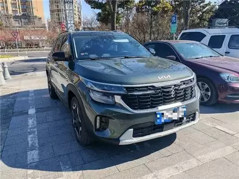 起亚赛图斯:年轻化设计与实用性能的完美平衡