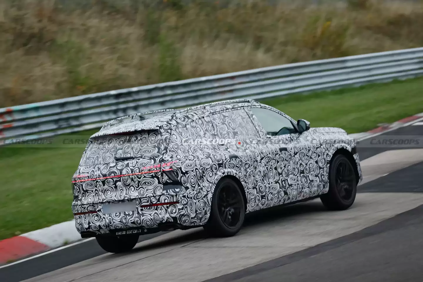 剑指迈巴赫 GLS，奥迪全新顶级旗舰 SUV Q9 Horch 谍照曝光