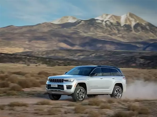 牧马人、大切诺基被全球召回37.5万辆:用了三星SDI电池 已致19起火灾