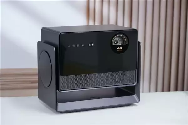 当贝X7 Max投影发布：3000流明亮度激旗舰，支持杜比视界与1ms响应