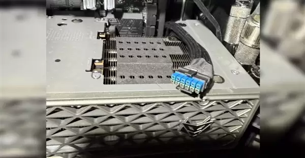 还怎么放心用:又一起RX 9070 XT显卡12V-2x6接口烧毁!