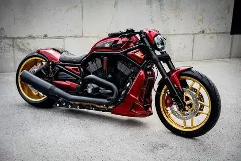 ADV推荐与奢华改装：摩旅选车全攻略