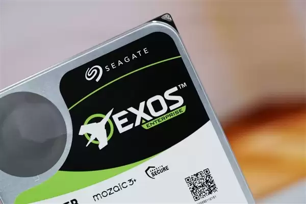 每碟片3TB！希捷银河Exos M 30TB硬盘图赏