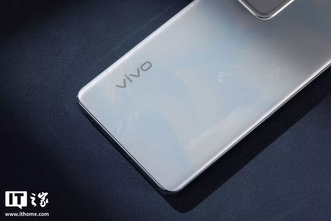 Counterpoint:2025 年 Q3 中国智能手机销量同比下滑 2.7%,vivo 保持领先