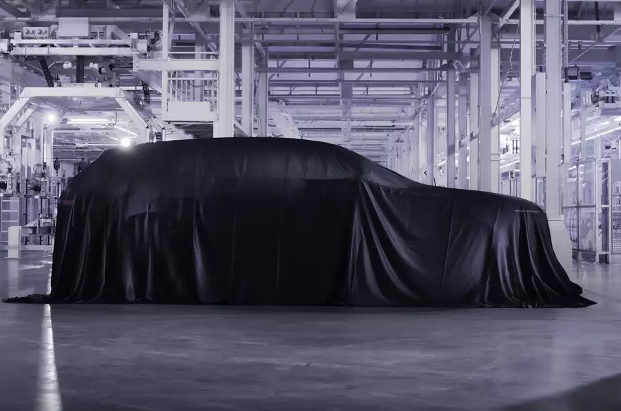 宾利预告家族首款电动汽车:像飞驰一样舒适,也像欧陆 GT 一样灵活