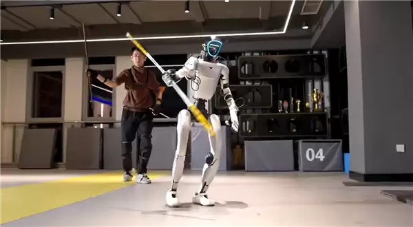 分身术成现实!宇树科技发布全身遥操作平台:同步人类动作、会洗碗做家务