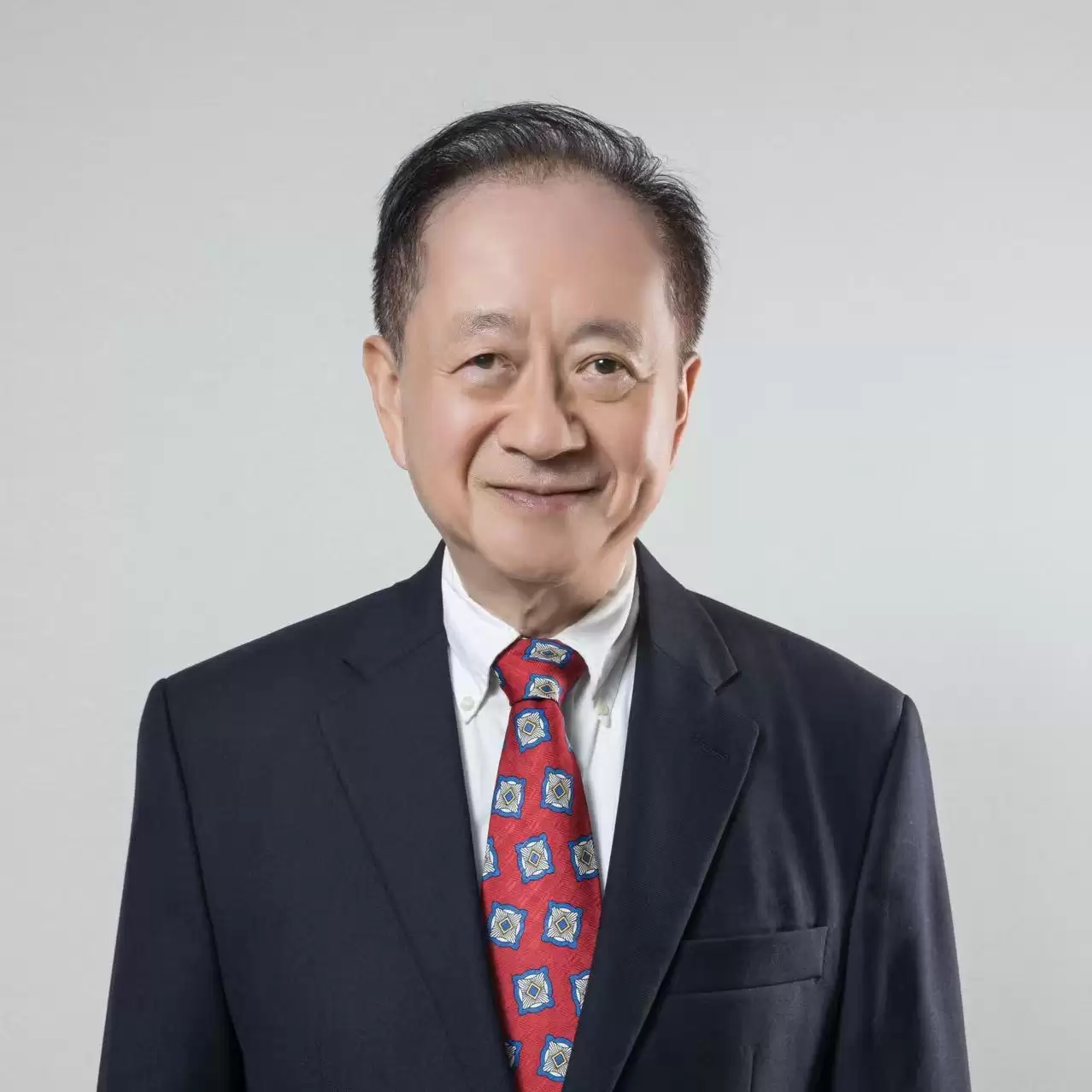 蒋尚义：摩尔定律放缓催动半导体变局，芯粒化解 AI 芯片成本危机