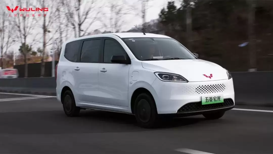 一车集齐油、电、混三种动力，五菱宏光家族 11 月 10 日焕新上市