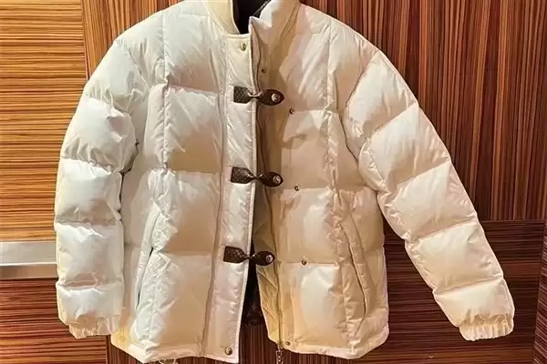 转发周知！这种羽绒服穿得越久危害越大