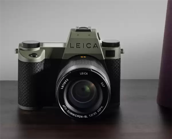 59800元 徕卡发布SL3记者版相机:芳纶纤维覆皮超耐造