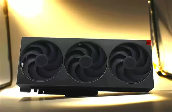 AMD 6年前的Radeon VII灵魂附体！西风显卡预告神秘新品