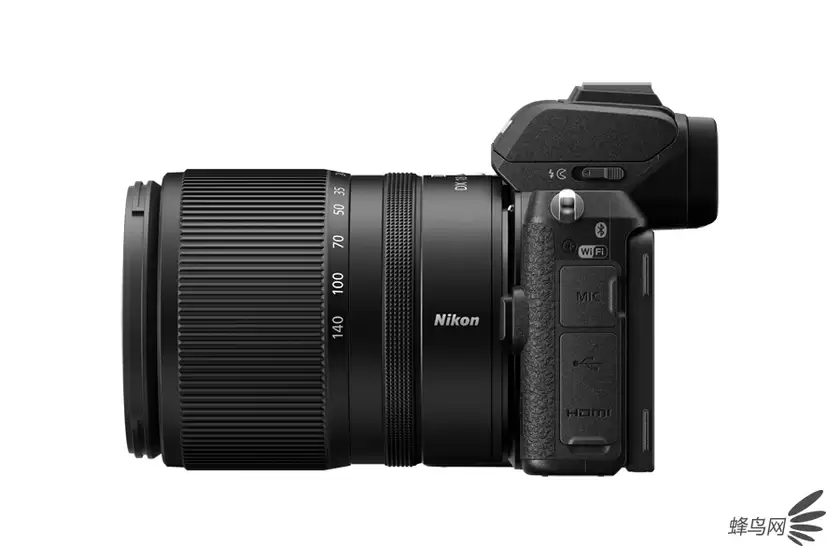 C画幅大变焦 尼克尔 Z DX 18-140mm f/3.5-6.3 VR售3588元