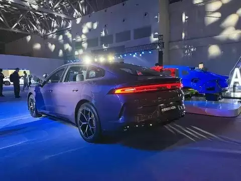 长安启源A06上市，10.99万起售，搭载激光雷达与超快充