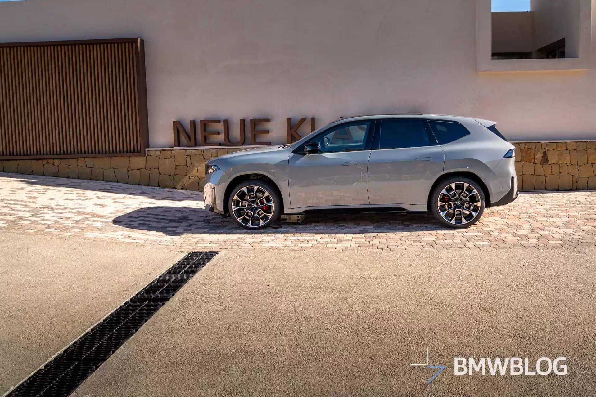 2026 款宝马 iX3 M 运动套装 Pro 版亮相，明年交付