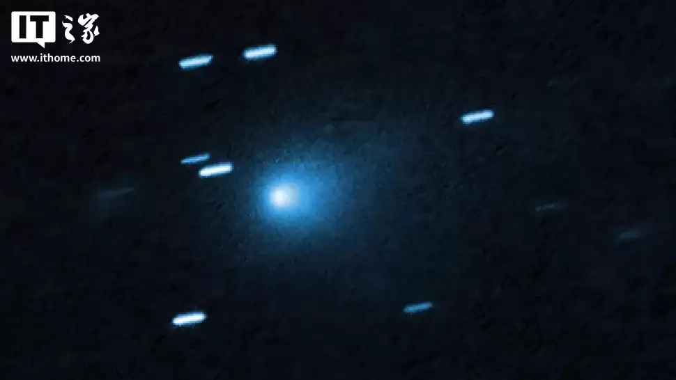 科学家澄清:星际彗星 3I / ATLAS 并未“多次变色”