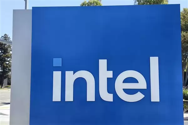 Intel前员工盗取1.8万份机密文件:被索赔180万元