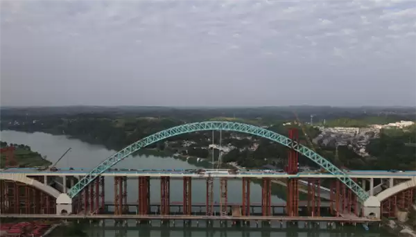 全长1252米!世界最大跨度无推力组合拱桥合龙