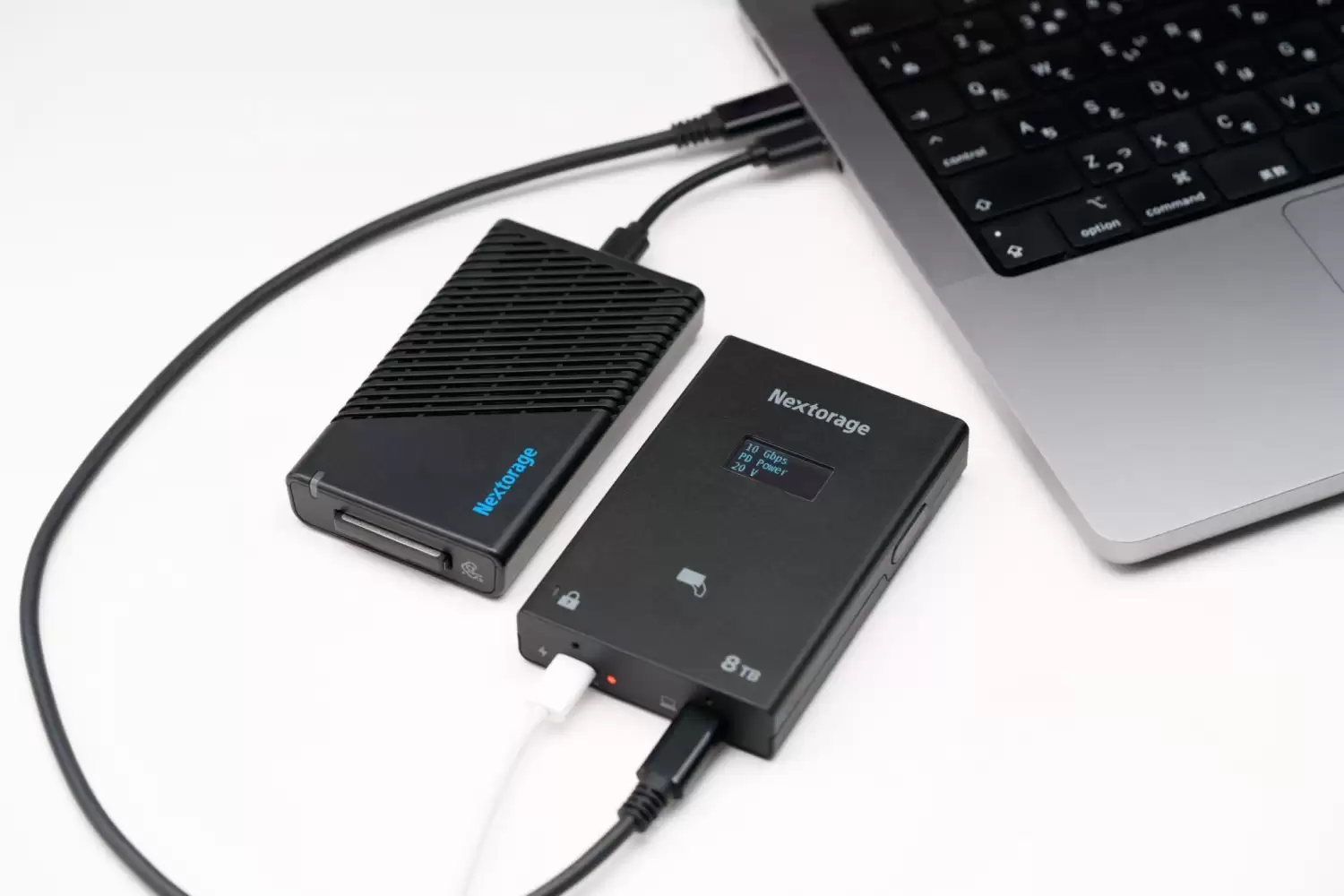 Nextorage 推出带屏移动固态硬盘 NX-PFS1PRO：20Gbps，支持安全锁定、PD 直通