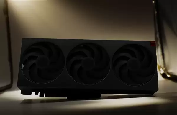 AMD 6年前的Radeon VII灵魂附体!西风显卡预告神秘新品