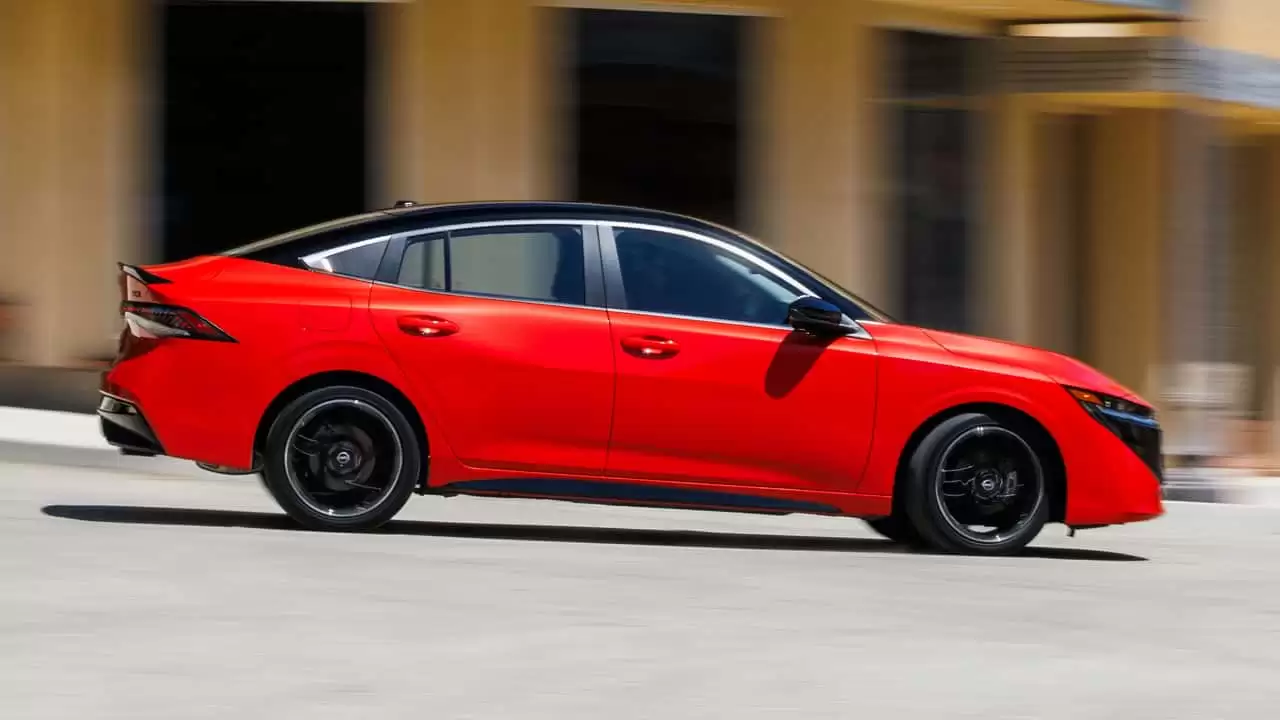 新款日产轩逸海外发布：23645 美元起售，外观内饰全面焕新