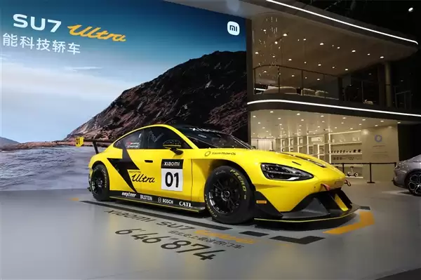 SU7获外观专利后！小米汽车又获挖孔机盖外观专利授权：神似SU7 Ultra