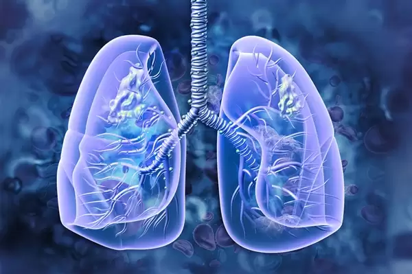 双十一期间多名主播喊破了肺气泡：过度用力发声导致