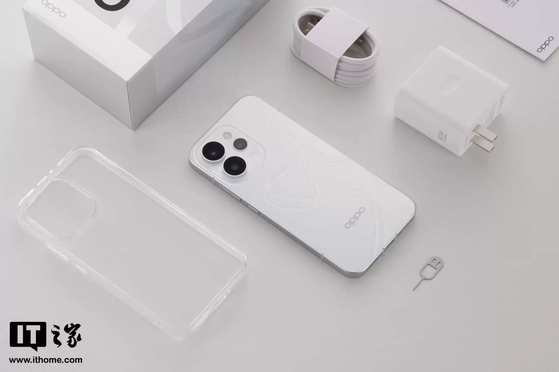 OPPO Reno 15 手机详细参数曝光：6.32 英寸 1.5K 小直屏，天玑 8450 芯片