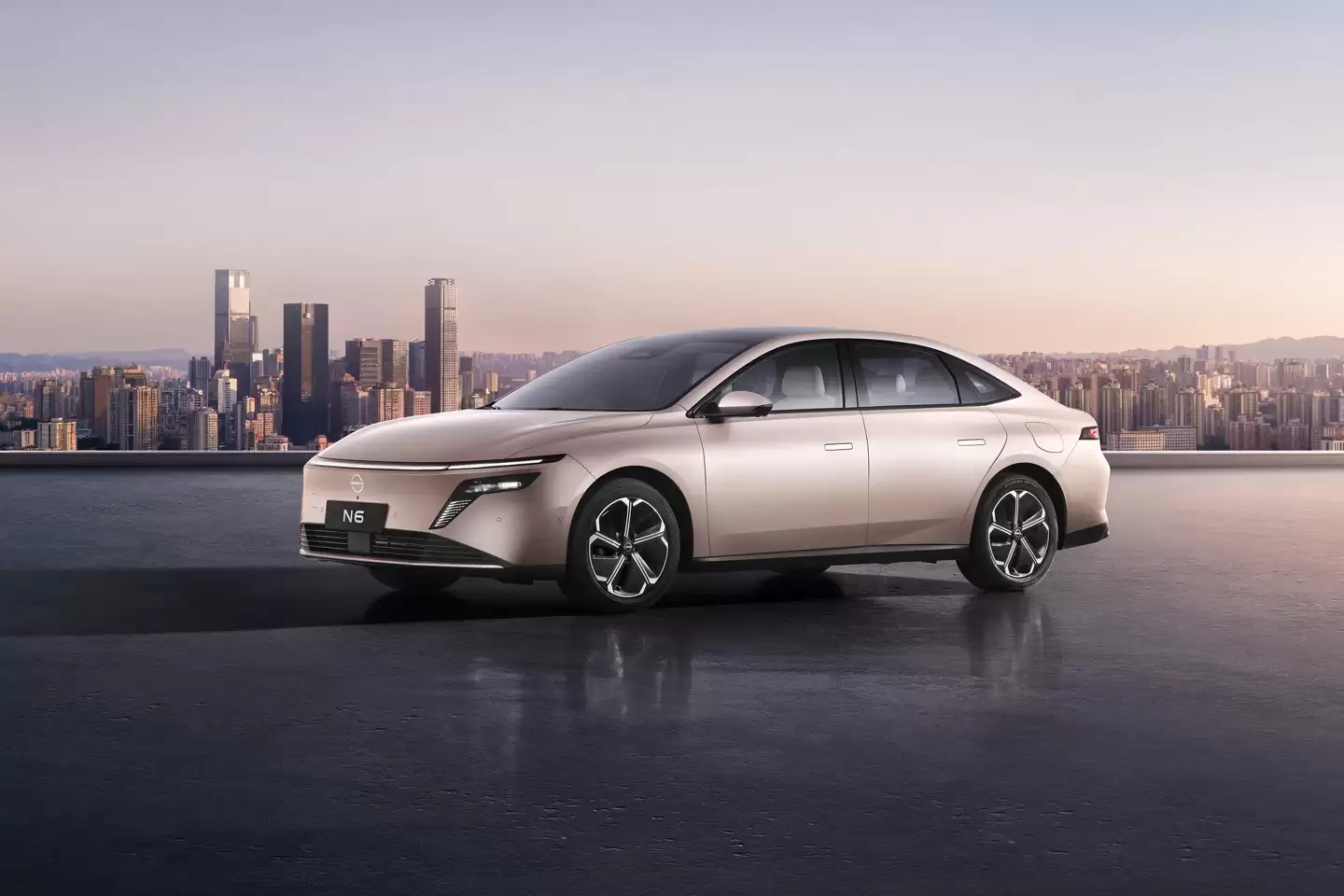 东风日产N6插混轿车将预售