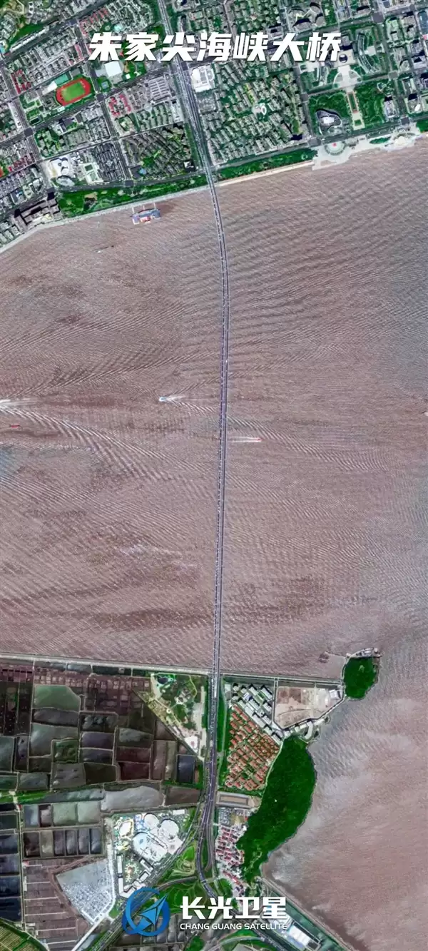 卫星俯瞰舟山群岛:不只是群岛