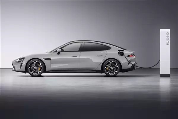 见证历史!10月我国新能源汽车销量首次超总销量的50%