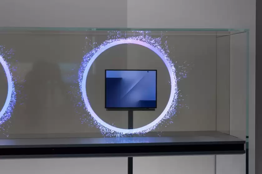 三星Galaxy Z TriFold将至:5600mAh电池、或12月5日发布 三星Galaxy Z TriFold将至:5600mAh电池、或12月5日发布