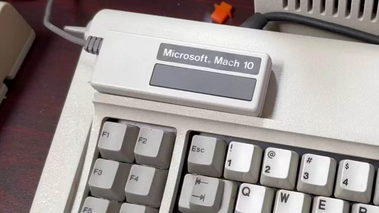 微软史上销量最惨淡产品：仅售出11套，还被退回8套