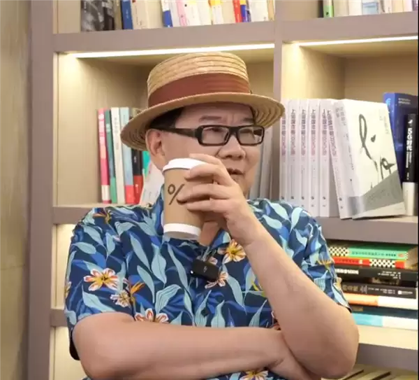 曹可凡回应网友制作鬼畜唱戏视频恶搞 :无所谓 不陷入自证坑里