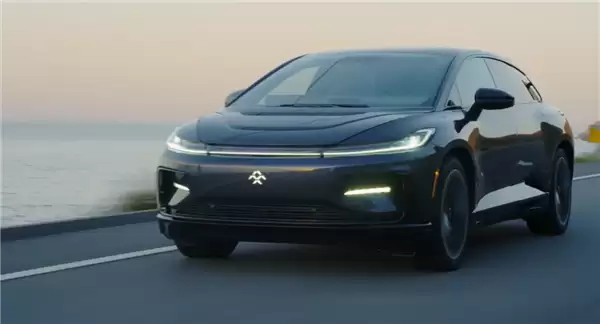 贾跃亭和马斯克合作了!FF/FX接入特斯拉超级充电网络