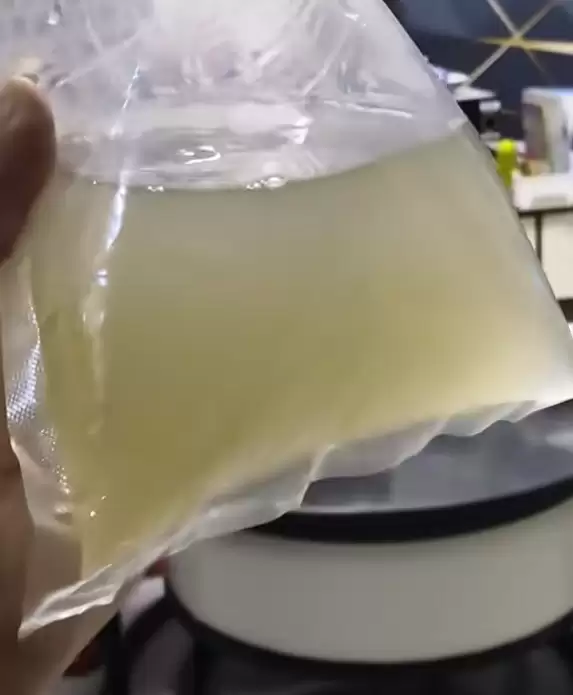 买50条观赏鱼收到1袋水 商家：烫熟分解了