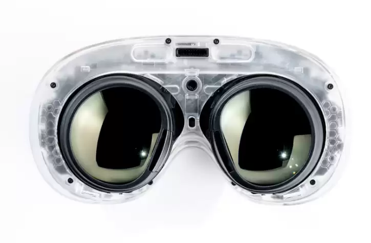 V社官宣全新 VR 头显 Steam Frame：支持独立运行游戏，明年初上市