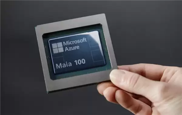 连吃带拿 微软CEO称有权“借鉴”OpenAI自研芯片设计