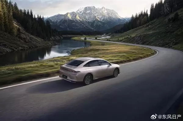 10.69万 起步纯电续航就是180km!东风日产N6配置一图看懂