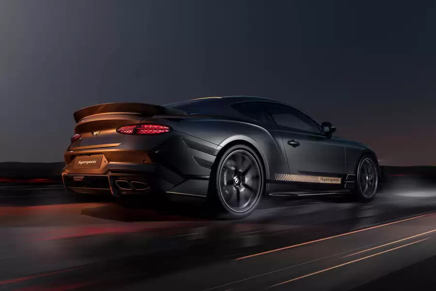 宾利欧陆 Supersports 硬核回归:1940 年迄今最轻车型,657 马力后驱