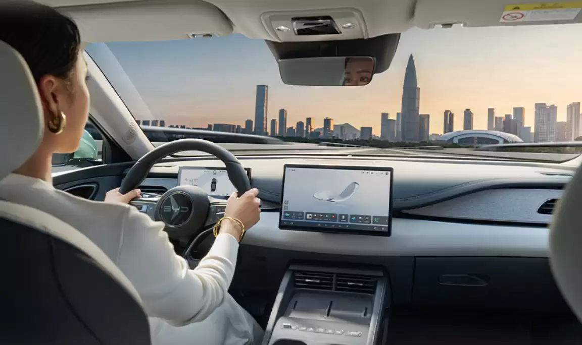 比亚迪海豹06 DM-i超享版上市：CLTC纯电续航128km，售9.69万元起