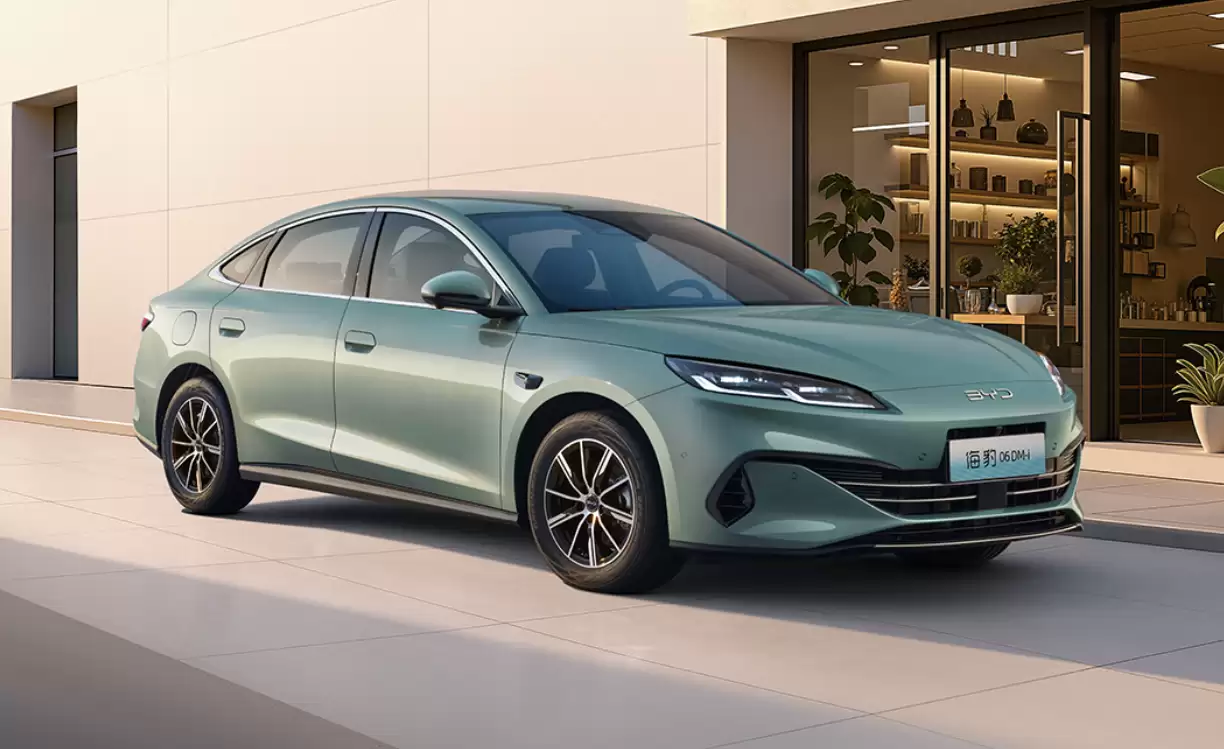 比亚迪海豹06 DM-i超享版上市：CLTC纯电续航128km，售9.69万元起