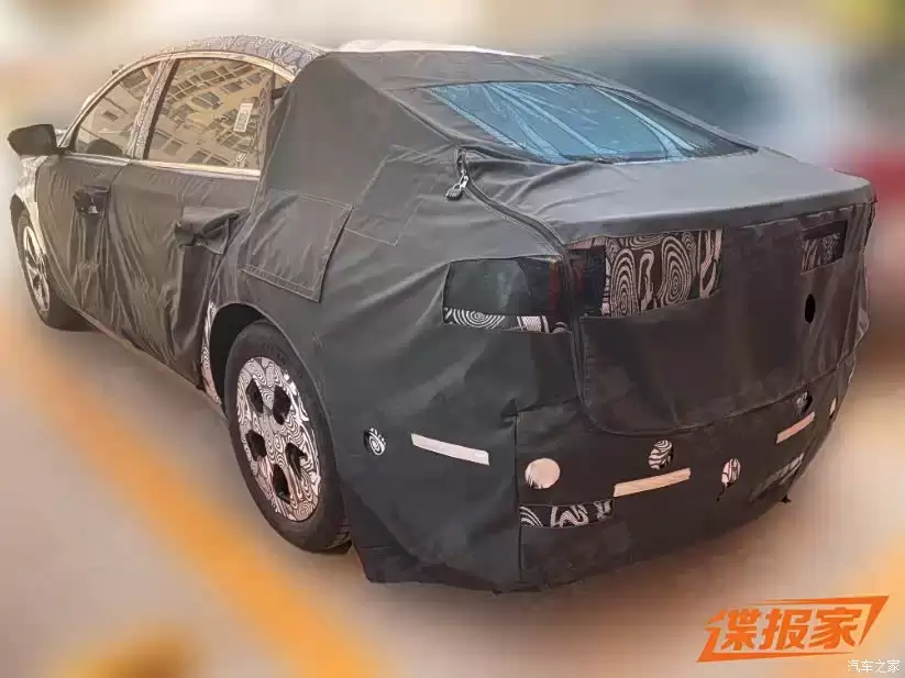 吉利银河A7纯电动版谍照曝光，混动版8.16万元起